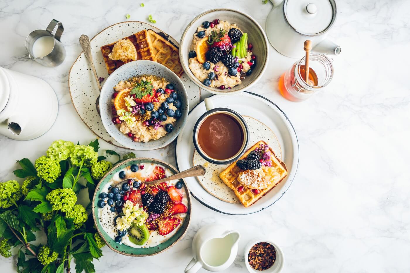 12 geweldige ideeën voor een heerlijk vegan ontbijt